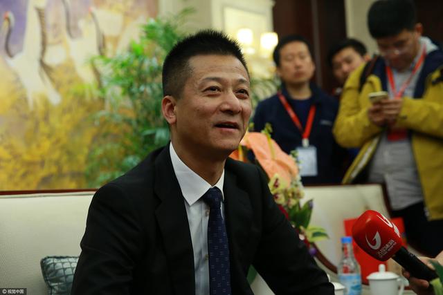 这些松饼是我女儿给我准备的惊喜，但是最后她却准备自己一个人吃光。