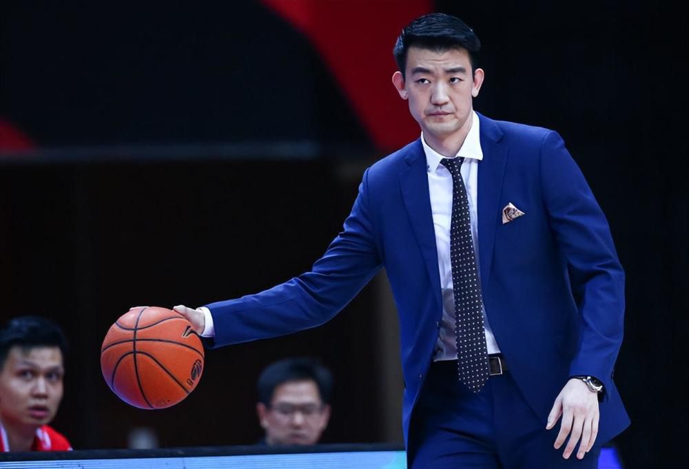 李庚希的肢体和眼神和她整体表演的一种统一性，因为本身她就是一个病患，这个病痛所带给她的那种身体的改变是有的，她把这种东西潜移默化的带入到这个角色当中，和她内心的那种强悍，其实是在这里面形成了