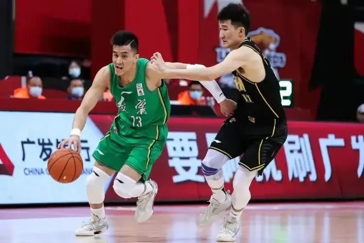 此前，奥布瑞·普拉扎的丈夫，导演、编剧杰夫·拜纳于1月3日在家中自杀去世，终年47岁。