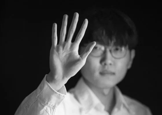 在《志愿军：浴血和平》中饰演全新角色林月明。