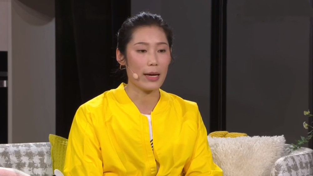 林智妍和老板李政宰演情侣2025-02-11 金高银夺第45届青龙奖最佳女主角 汤唯获人气奖！