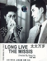 心情不错的谢霆锋对人群挥手频频微笑，现场粉丝挤爆会场。