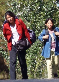 她1月19日提出高达3300万元的赡养费诉讼，前天突然撤销诉讼，韩国媒体爆料，她至少收了徐太志 全慧彬被告赔偿2亿韩元案有变 原告方主动撤诉 2010-07-26 韩国女歌手全慧彬所属经纪公司7月24日宣布：根据首尔中央地方法院的公告，某企业A公司起诉全慧彬要求赔偿两亿韩元的诉讼已经撤销。
