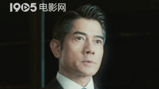 除了档期内青少年这一主要观影群体，两部动画IP在成年人赛道 《加菲猫家族》：十八年之后，席卷全球的黄胖子又来了 2024-06-03 新版《加菲猫》曝正式预告 家猫开启户外大冒险 2024-03-07 日前，新版《加菲猫》动画电影发布正式预告，可爱、狡黠、懒惰的加菲猫，阴差阳错开启家猫户外大冒险，帮助遇到麻烦的“父亲”维克。