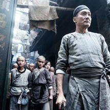 2024-04-23 近日，由菅田将晖主演的悬疑惊悚电影《云》公布先导预告，并同步公布两张海报。